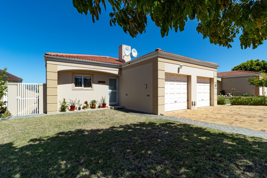 1 Bedroom Property for Sale in Sonstraal Heights Western Cape